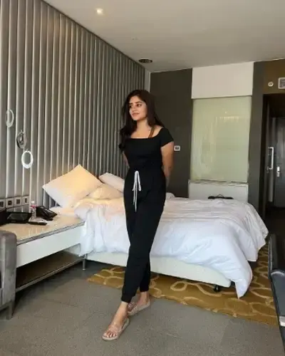 Call Girls Niwas Cash On Delivery